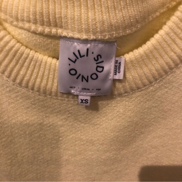 Sweater - Picture 3 of 3